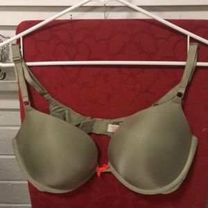 Victoria Secret PushUp Bra- 38D